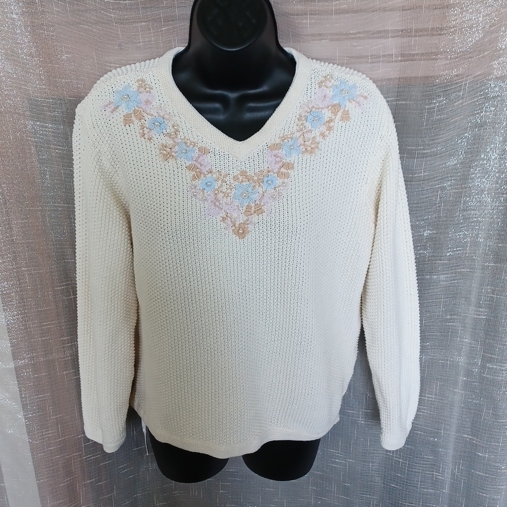 Liz Claiborne Vintage Embroidered V-Neck Sweater, drawstring waist, PM